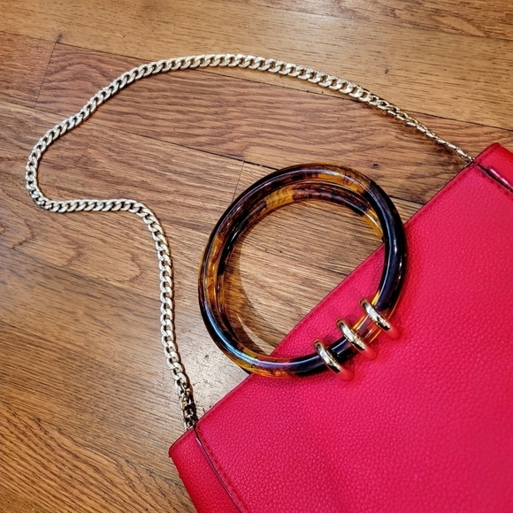 Gianni Bini Red Vegan Leather Purse Tortoise Ring Handles and Chain strap - Picture 7 of 16